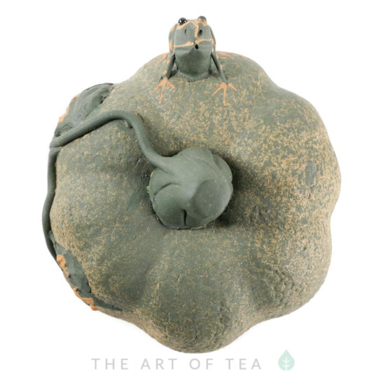 Чайная фигурка Лягушка на зеленой тыкве, глина