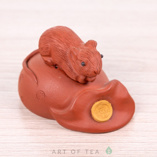 Фигурка Мышка на мешке, исинская глина, 6 см