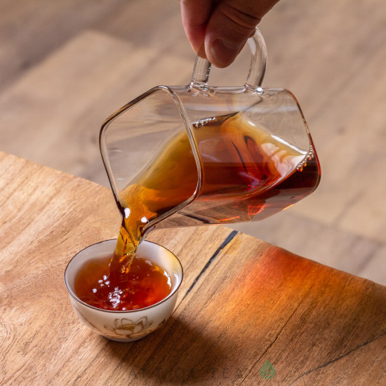 Красный чай Сяо Чжун Хуа Сян «Цветочный аромат», 2022 г.