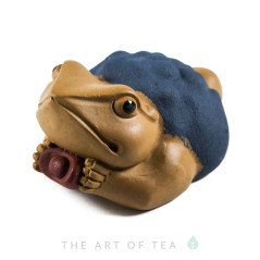 Чайная фигурка Жаба с золотым слитком (светлая), глина